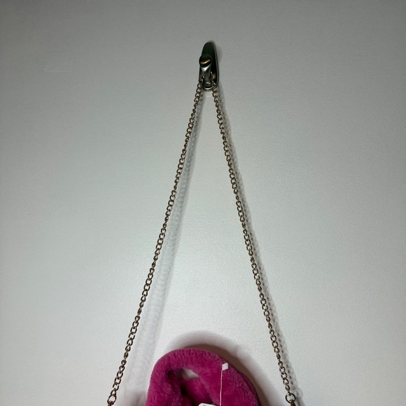 NWT Skinnydip x Barbie Pink Grab Bag Fluff Fur Mini Tote 2023 Limited Edition - Picture 2 of 8